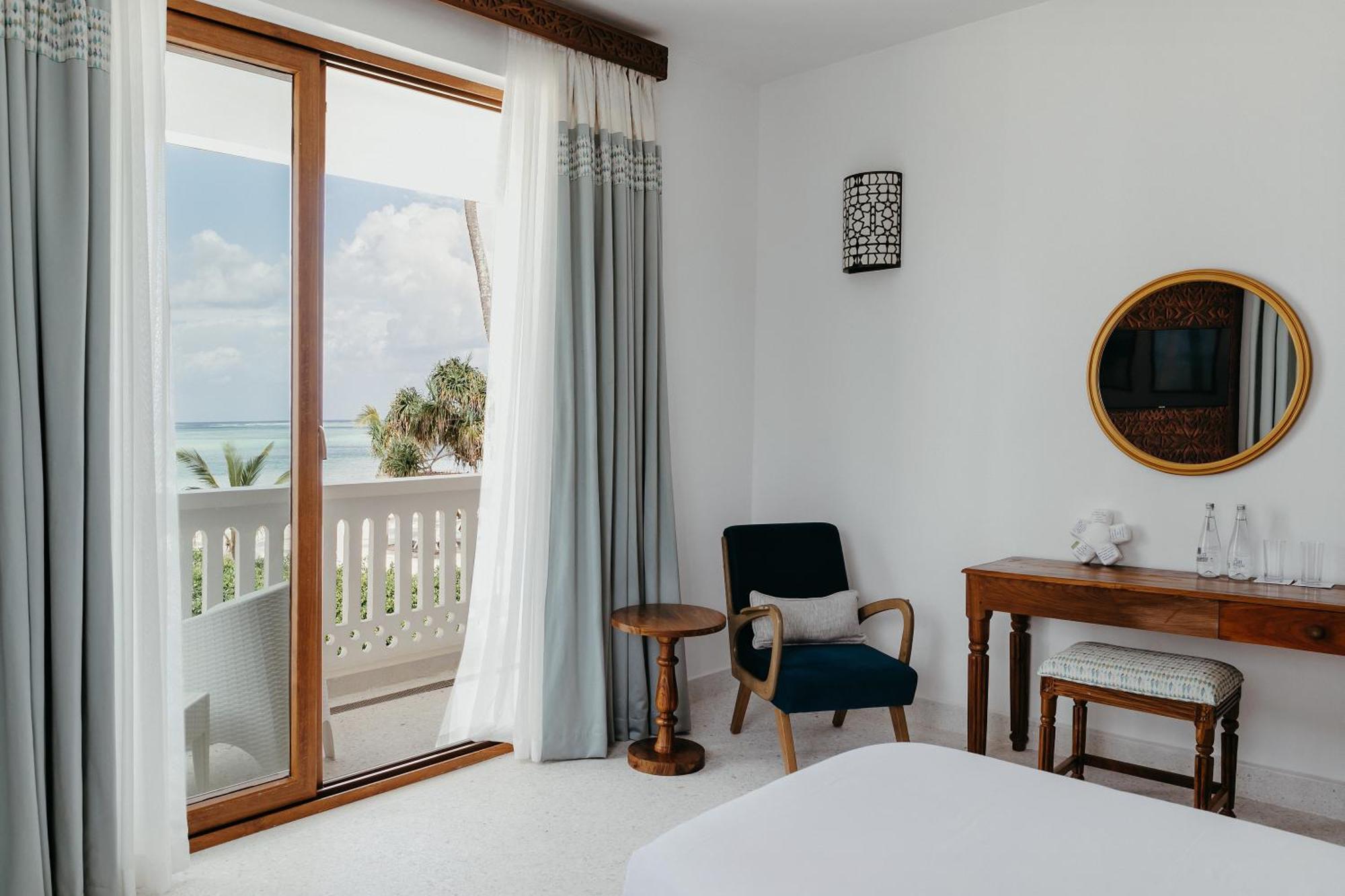 Lux* Marijani Zanzibar Hotel Pwani Mchangani Exterior photo